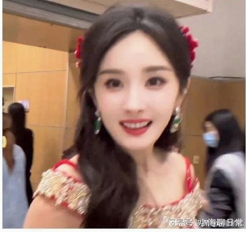 揭秘娱乐圈热门大瓜：从吃瓜新手到内幕达人