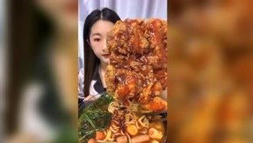 娱乐圈“吃瓜酱”现象解析：从低调入圈到责任坚守