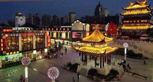 娱乐圈的甜蜜与酸涩：吃瓜酱带你玩转八卦新鲜事